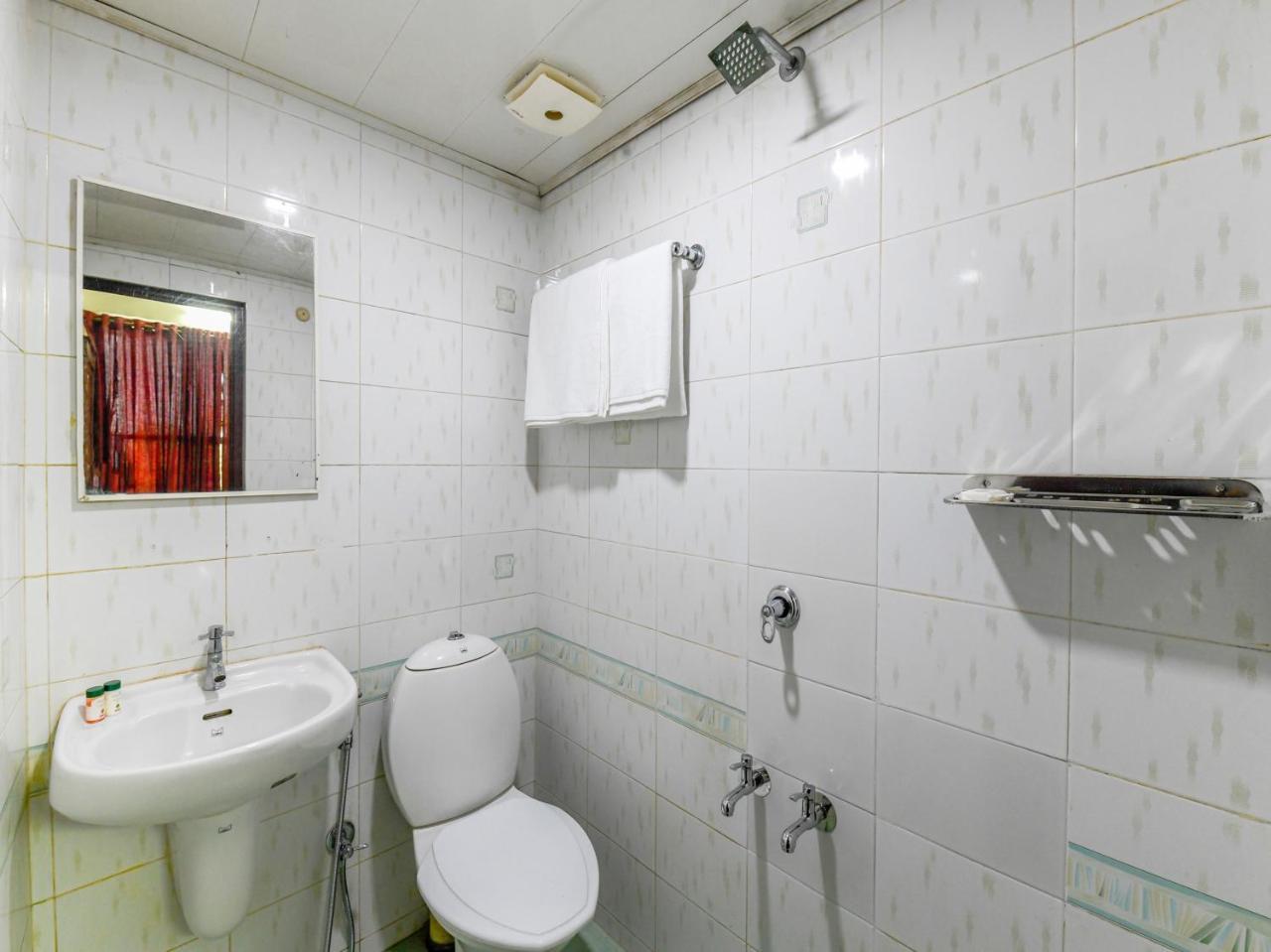Oyo 11309 Hotel Green Land Residency Kochi Luaran gambar