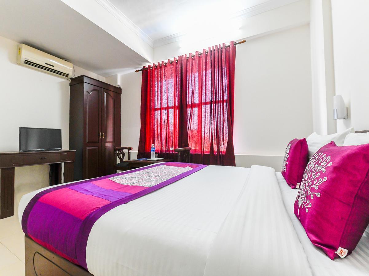 Oyo 11309 Hotel Green Land Residency Kochi Luaran gambar